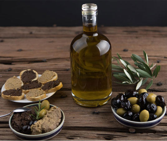 Olive, tapenade et huile