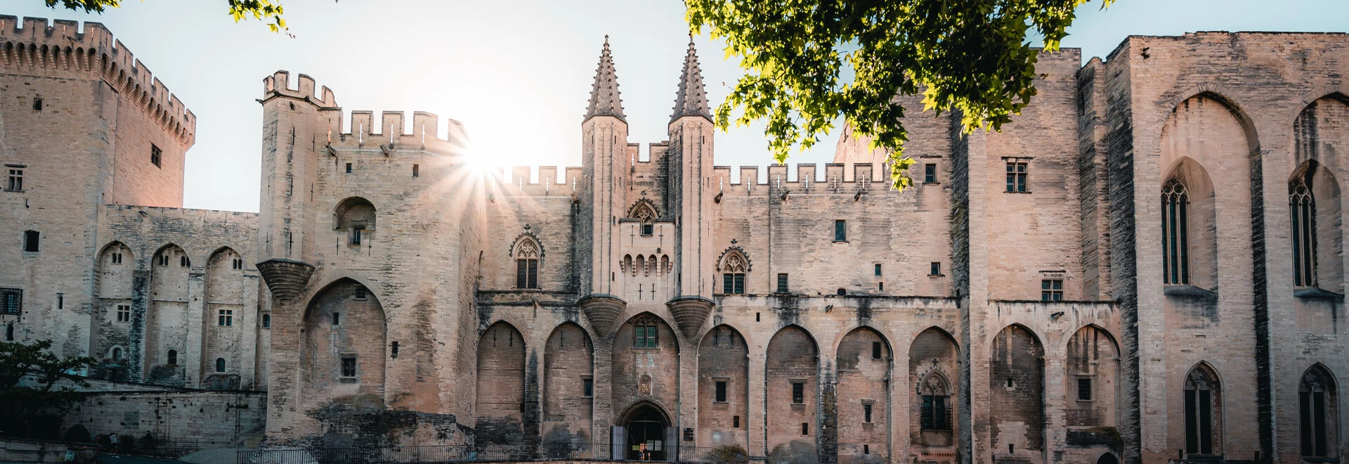 Palais des Papes à Avignon  © LezBroz