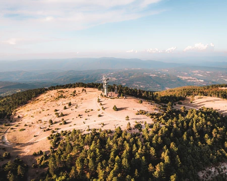 Sommet du Mourre Nègre dans le Luberon  © LezBroz