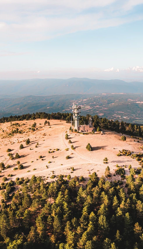 Sommet du Mourre Nègre dans le Luberon  © LezBroz