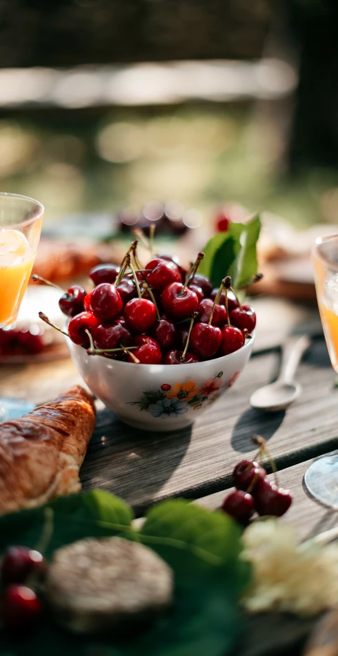 Bol de cerises au petit-déjeuenr  © O'Brien