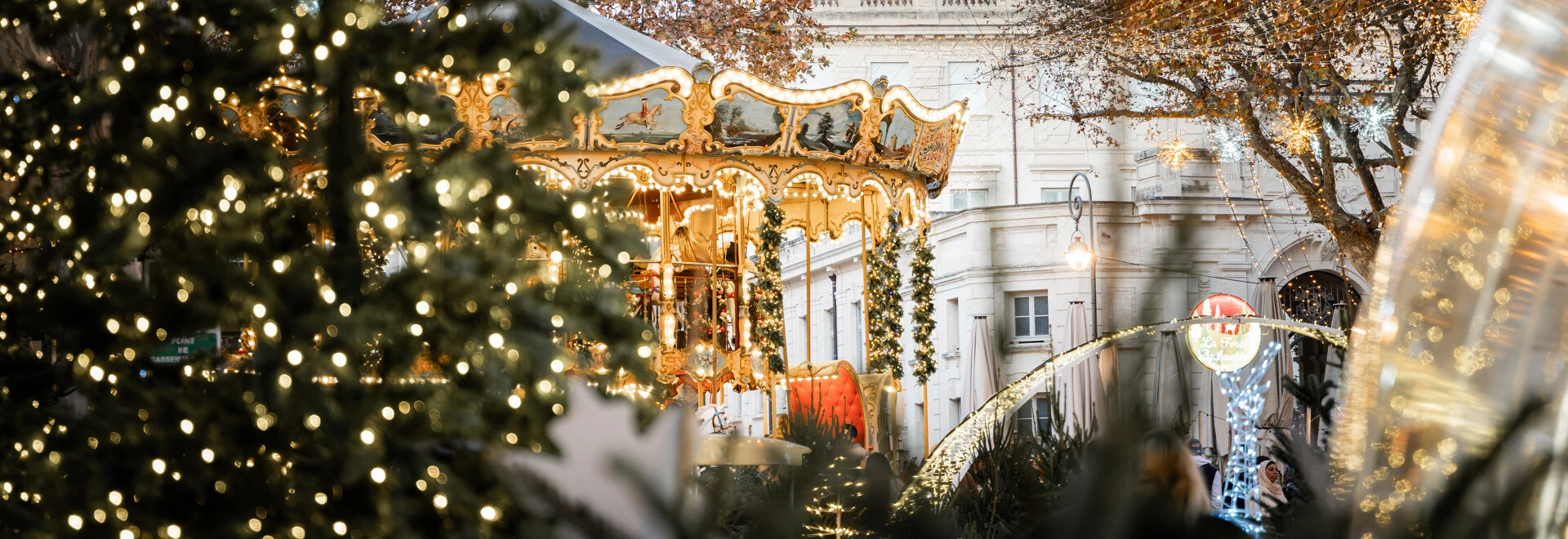Parade de Noël à Avignon  © Cortez