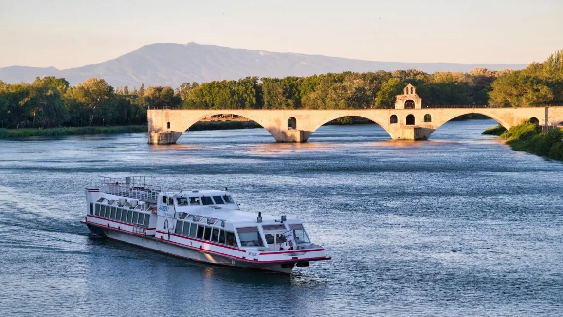 Grands Bateaux de Provence, croisière sur le Rhône  © Grands Bateaux de Provence