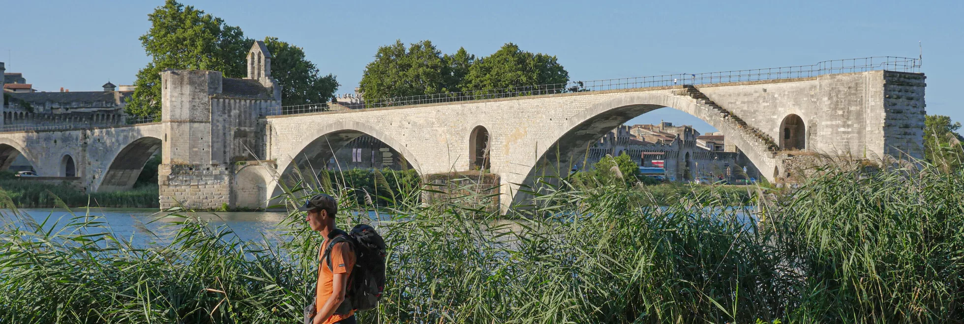 Randonnée autour d'Avignon  © Genestal